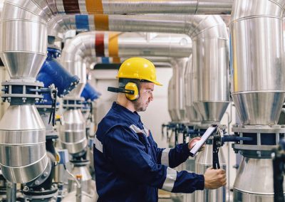 What is the Difference Between Industrial Oxygen vs. Medical Oxygen?