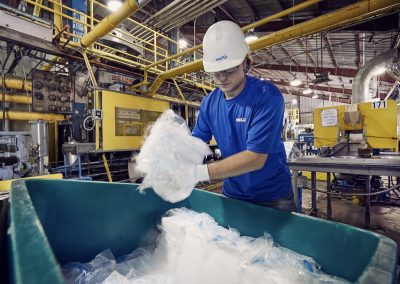 How nexAir’s Dry Ice Supports the Pharmaceutical Industry in Shipping Temperature-Sensitive Products