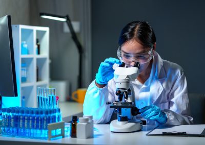 Back-to-School Promo: How nexAir Supports University Labs with Dry Ice and Specialty Gases